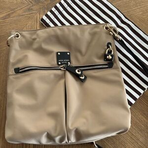 Henri Bendel bag